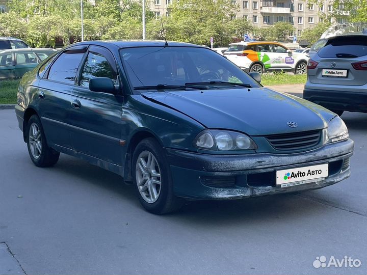 Toyota Avensis 2.0 AT, 1999, 560 000 км