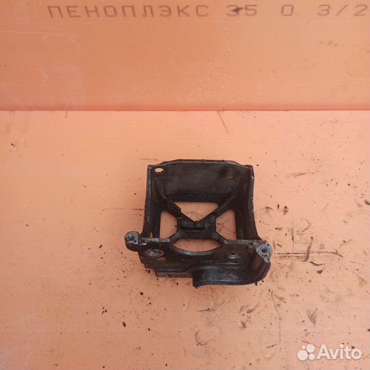 Кронштейн тнвд Land Rover Range Rover Sport L320