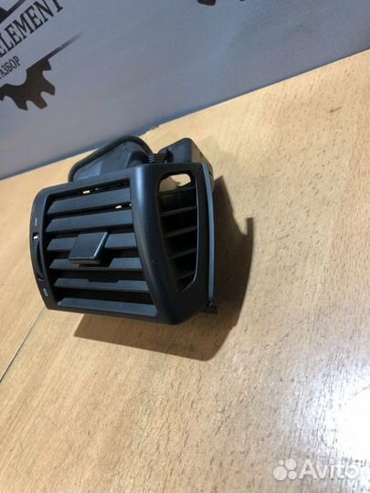 Дефлектор воздуховода BMW 3 серия