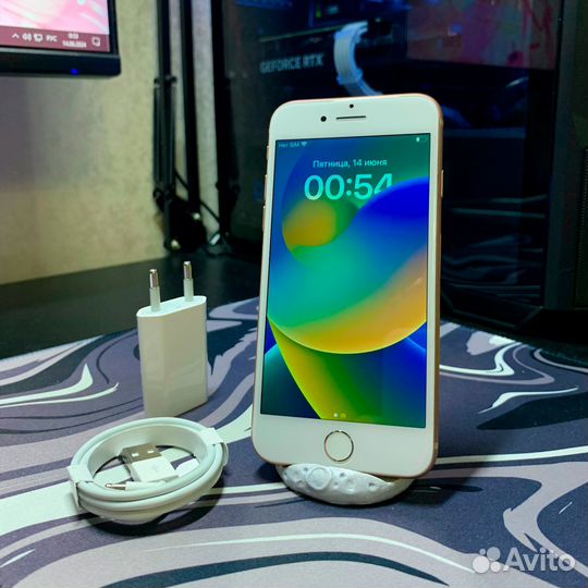 iPhone 8, 64 ГБ