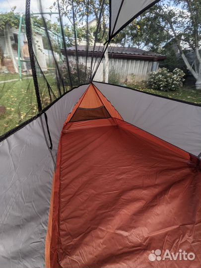 Палатка 1 местная Forclaz trek 900