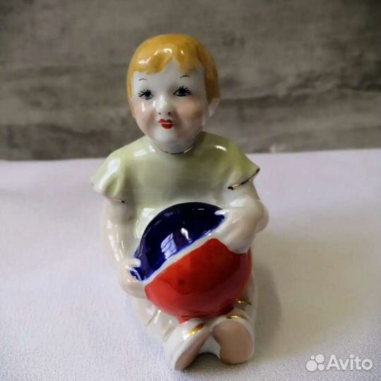 Редкое клеймо кхз. статуэтка 