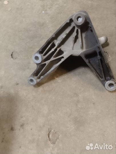 Кронштейн двигателя задний Cruze 2009-2016;Astra J