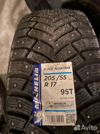 Michelin X-Ice North 4 205/55 R17