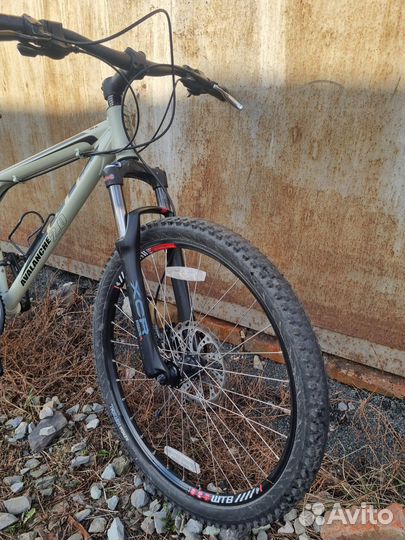 Велосипед GT avalanche 2.0