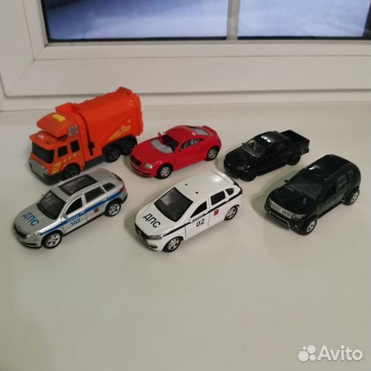 Детские машинки игрушки металлические