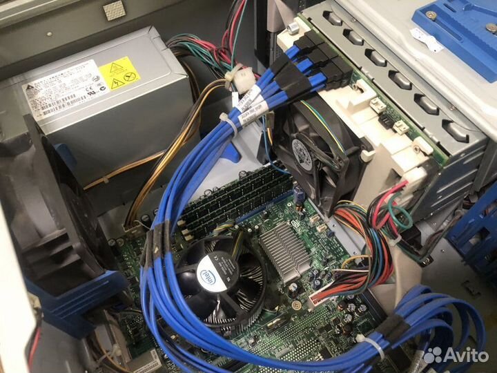 Сервер Intel(R) Core(TM) 2 Quad CPU Q6600 2.40GHz