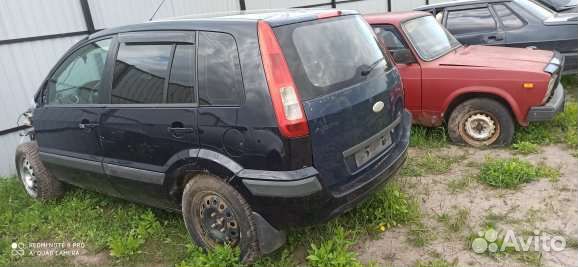 Стеклоford Fusion