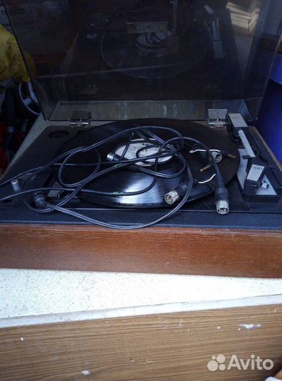 Проигрыватель винила