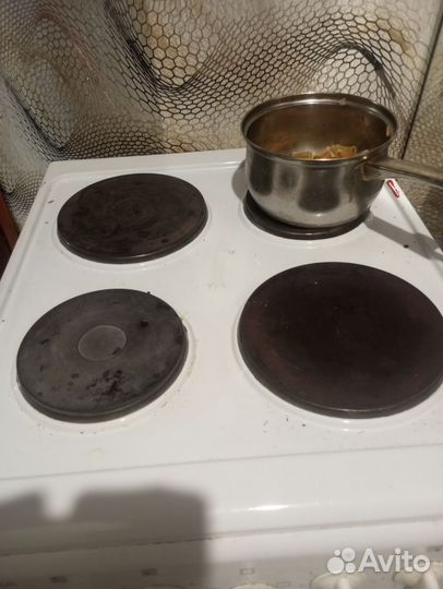 Плита электрическая с духовкой Лада нова