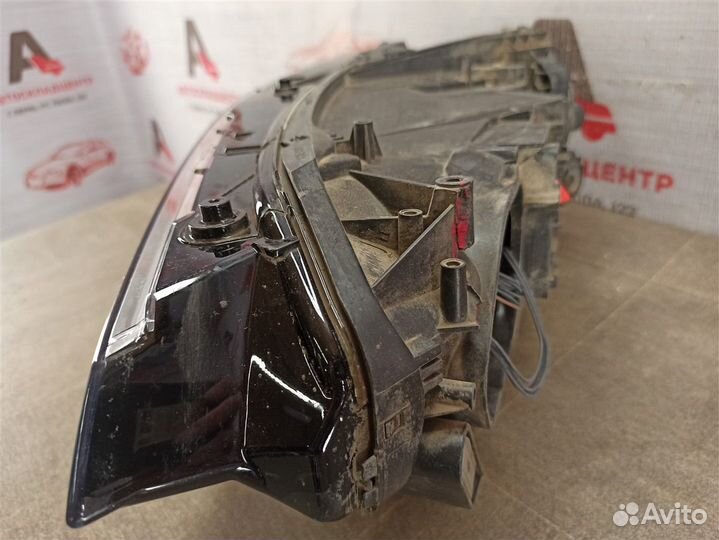 Фара правая Volkswagen Passat (B8) 2014-Н.в