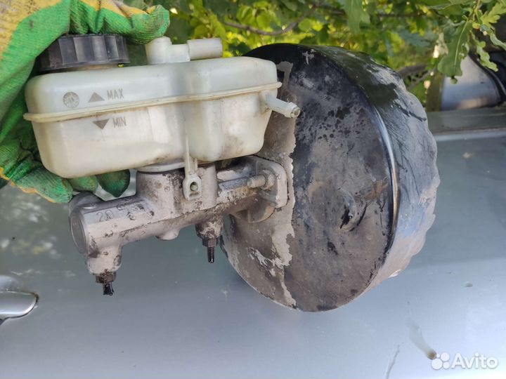 Вакуумный усилитель тормозов в сборе Шкода Фабия 1