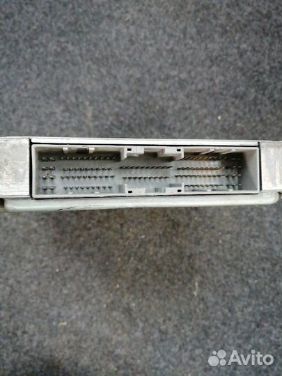 Блок управления двигателем Nissan Serena C24 QR20