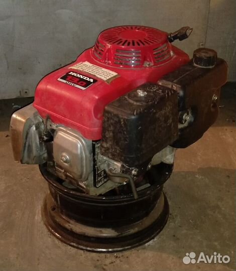 Двигатель Honda GXV390