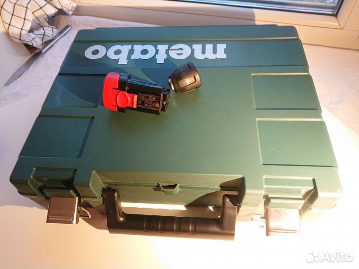 Контейнер для ланч-боксов с подогревом