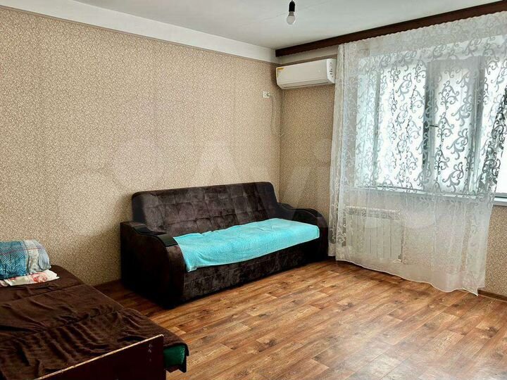 2-к. квартира, 64 м², 8/10 эт.