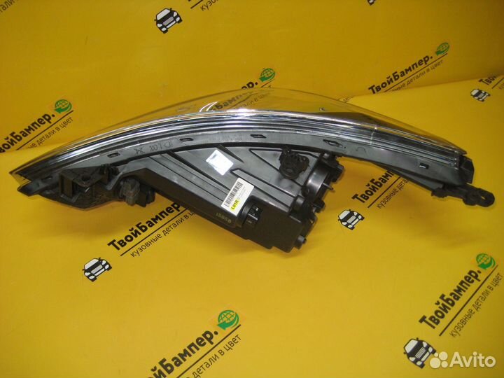 Фара правая Хендай Солярис 2011 оригинал мех.корр