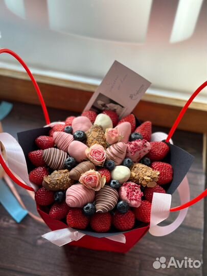 Букет из клубники в шоколаде