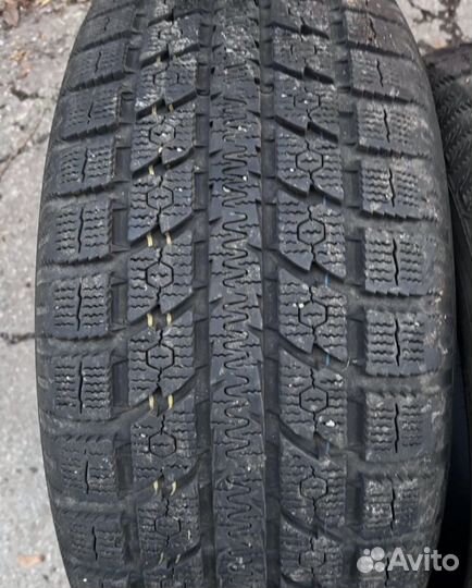 Toyo Observe GSi-5 275/55 R20