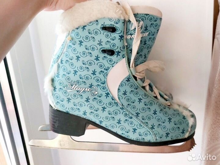 Ледовые фигурные коньки 38