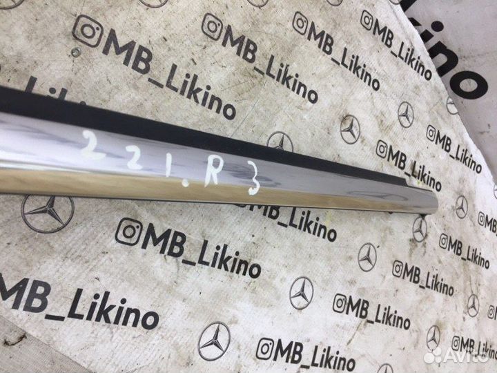Молдинг стекла задний правый Mercedes S-Class W221