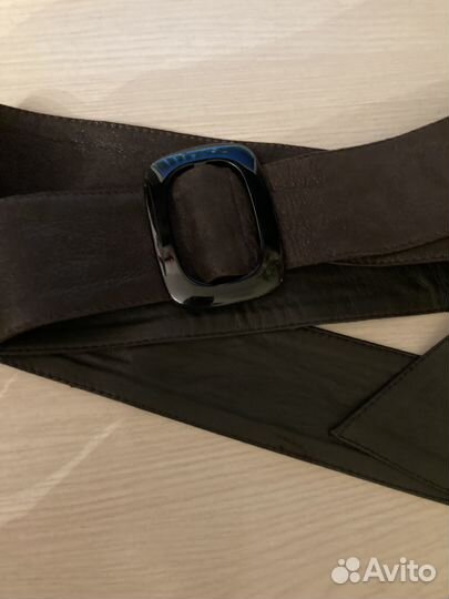 Дубленка натуральная женская с капюшоном