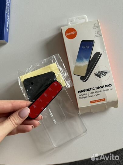 Держатель для телефона в машину магнитный