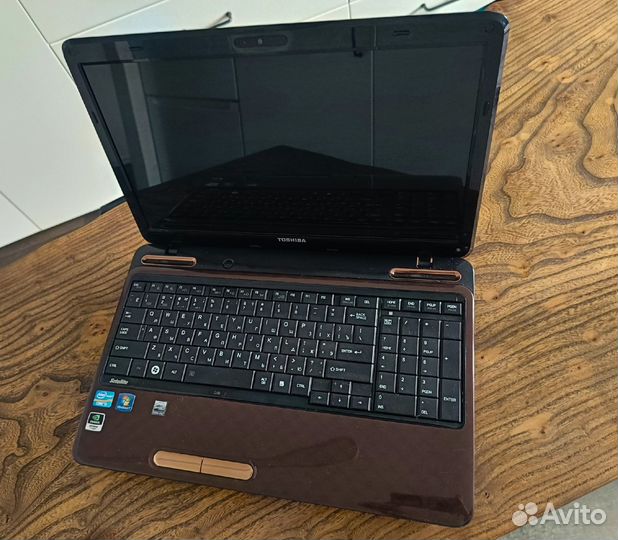 Игровой ноутбук Toshiba L755 (i5 + nvidia GeForce)