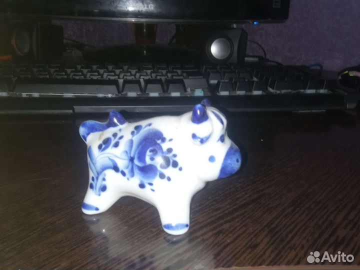 Игрушка бык с фабрики гжель