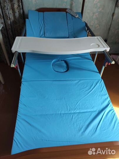 Кровать для лежачих больных с электроприводом б/у