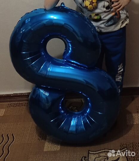 Цифра 8 на день рождения