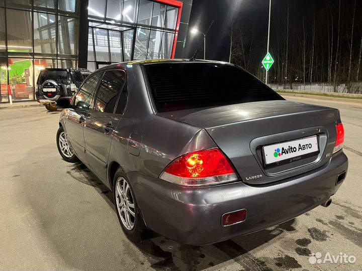 Mitsubishi Lancer 1.3 МТ, 2005, 300 000 км