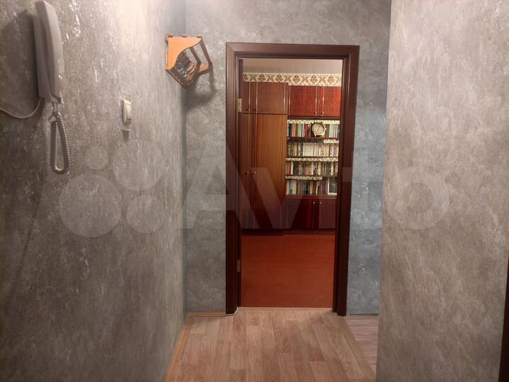 2-к. квартира, 43,7 м², 2/5 эт.