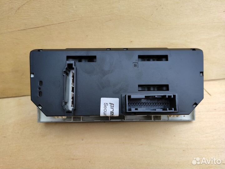 Блок управления климатом PX2 на Опель Астра Н