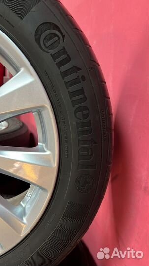 R17 Continental ContiPremiumContact 215/55, PCD 5x114.3 DIA 60.1