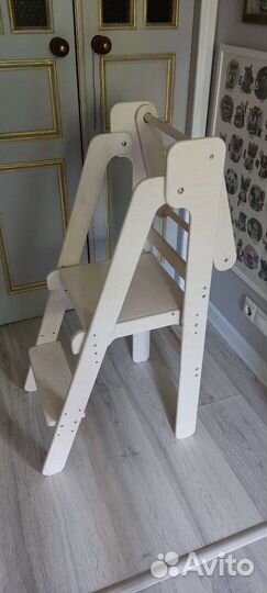 Башня помощника Монтессори