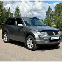 Suzuki Grand Vitara 2.0 AT, 2005, 267 000 км, с пробегом, цена 830 000 руб.