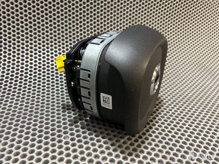 Подушка безопасности в рулевое колесо Volvo XC90