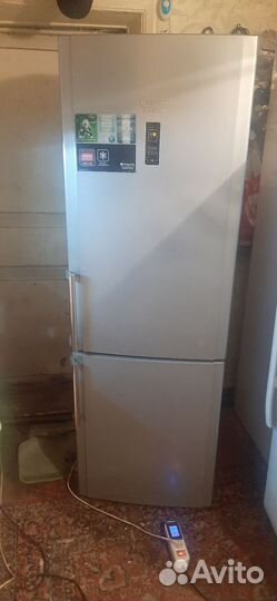 Холодильник Hotpoint Ariston,Nofrost