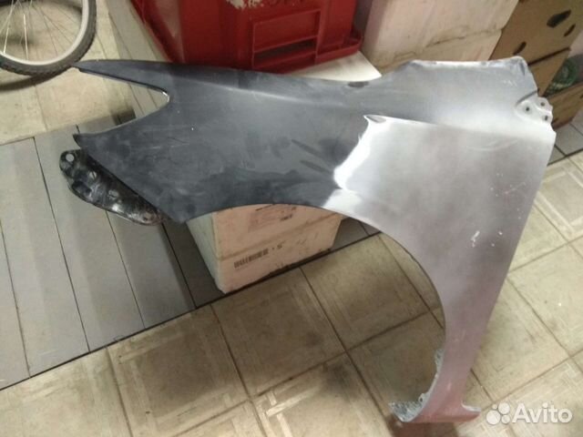 Переднее левое крыло toyota corolla рестайлинг