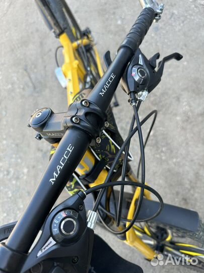 Велосипед на литых дисках складной 26