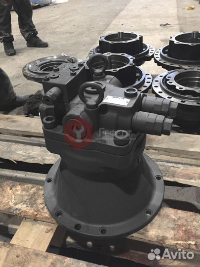 Гидромотор поворота JS240C 20/925266