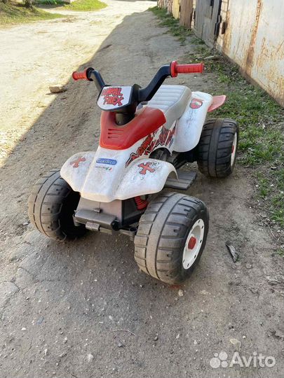 Детский квадроцикл на аккумуляторе
