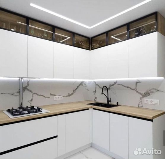 Кухня новая