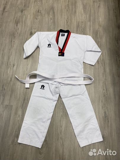 Форма для тхэквондо