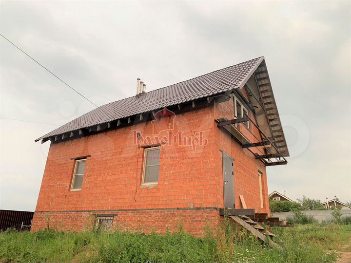 Дом 159 м² на участке 12 сот.