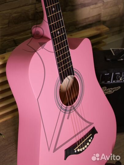 Акустическая гитара