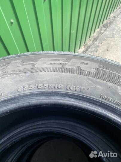 Bridgestone Dueler H/L 33 235/65 R18