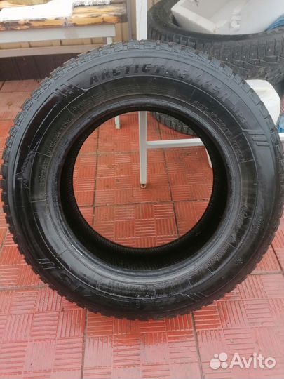 Maxxis ArcticTrekker NP3 215/65 R16 102T