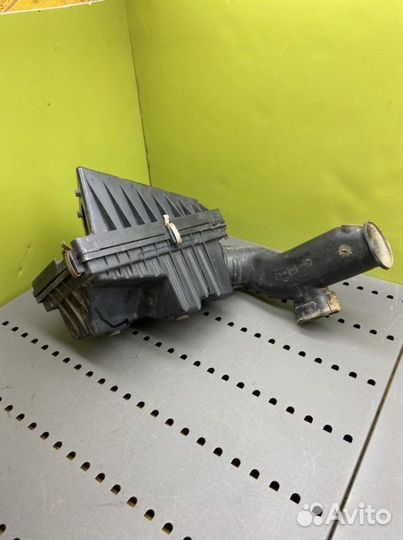 Корпус фильтра Nissan Primera P11 SR20